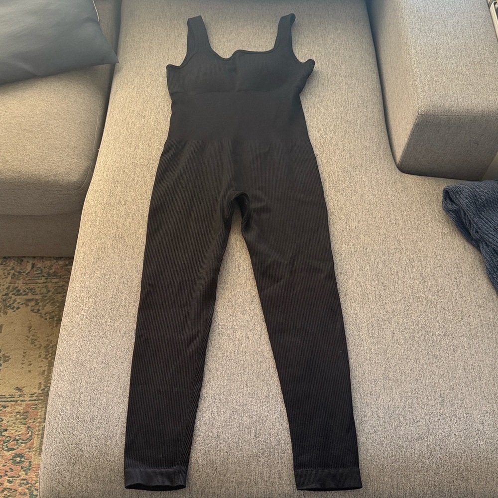 Seamless Tummy Control Ribbed One-Piece Jumpsuit - Picture 10 of 13